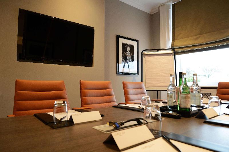 ホテル Oatlands Park