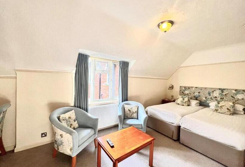 Отель Passford House