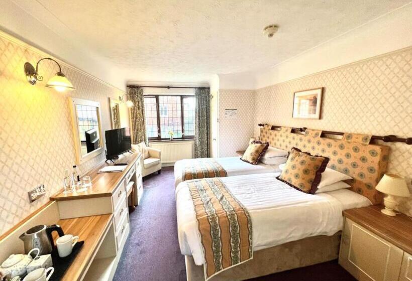 Отель Passford House