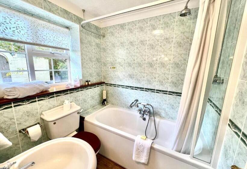 Отель Passford House