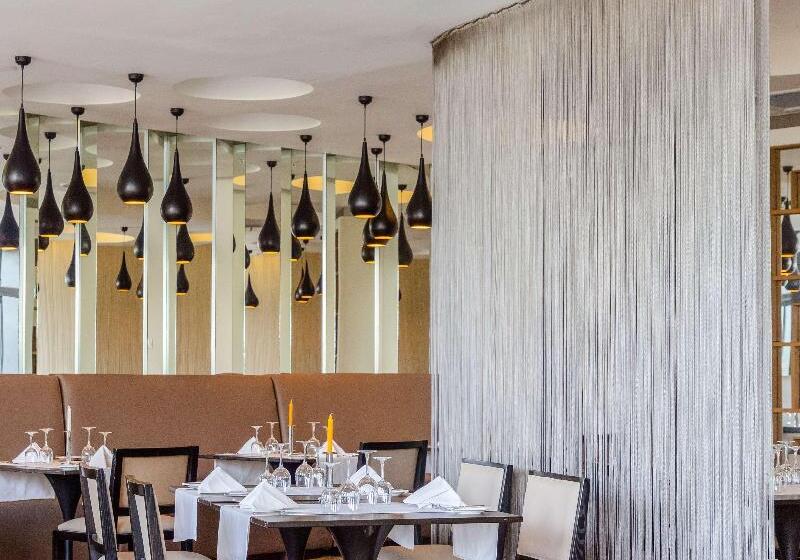 Radisson Blu Okoume Palace Hotel, Libreville