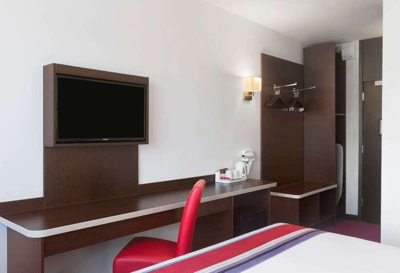 Отель Ramada Milton Keynes