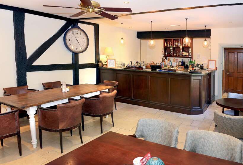 בית מלון כפרי Best Western Red Lion