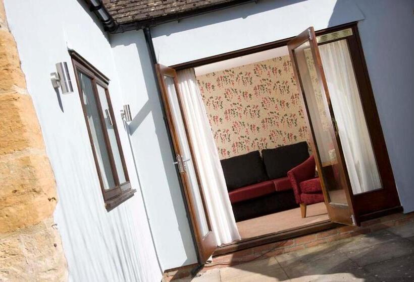 Отель Redesdale Arms