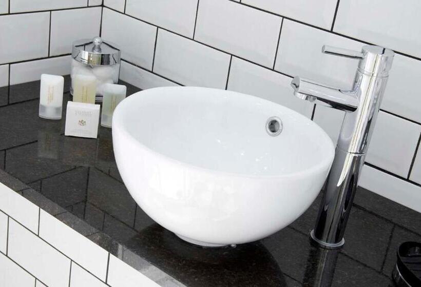 Отель Redesdale Arms