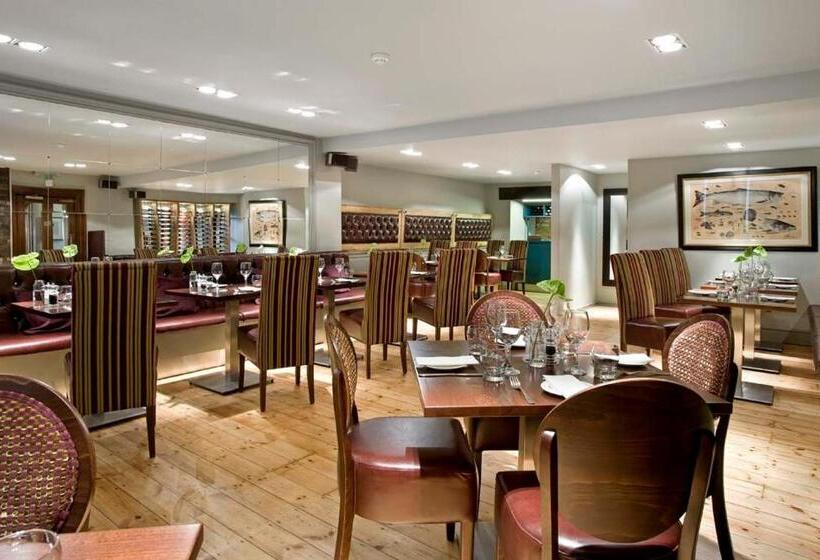 Отель Redesdale Arms