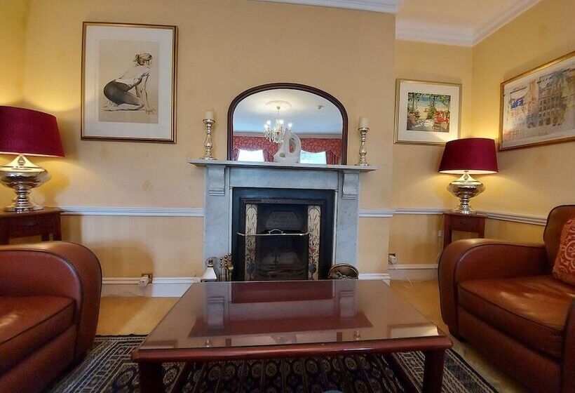 ホテル Rose In Vale Country House