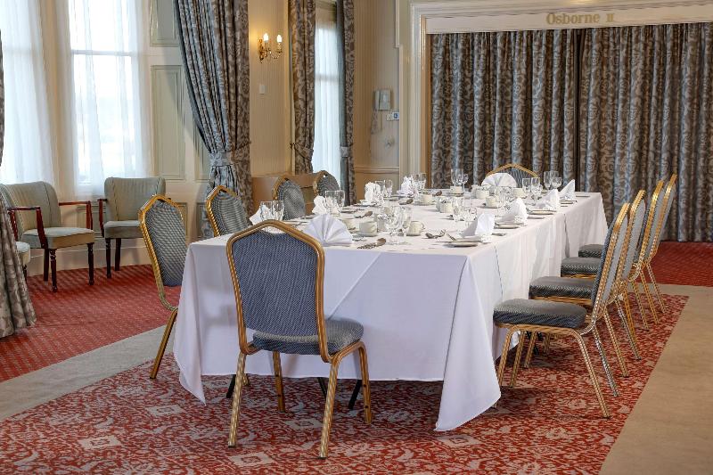 ホテル Royal Clifton