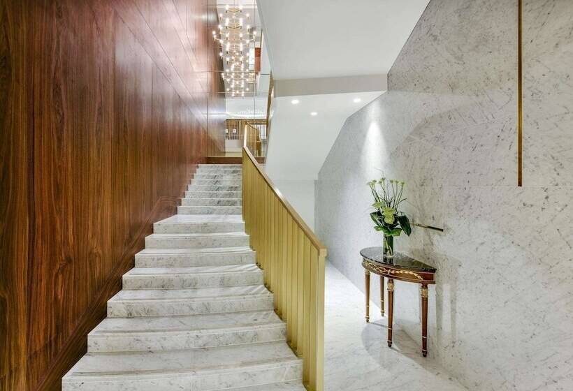 هتل Royal Lancaster London