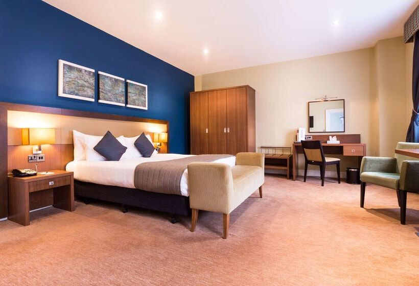 Royal Station Hotel  Part Of The Cairn Collection