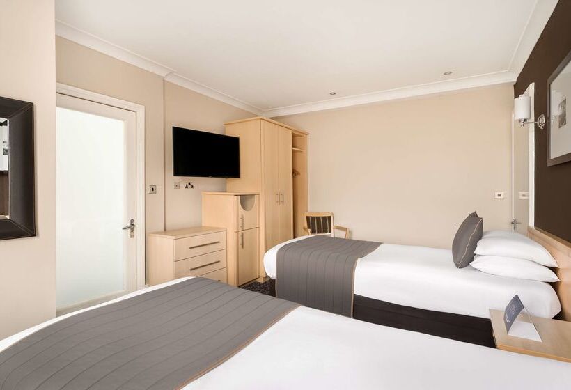 Royal Station Hotel  Part Of The Cairn Collection