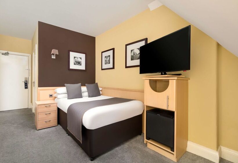 Royal Station Hotel  Part Of The Cairn Collection