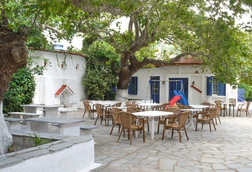 Отель Sariza Spring