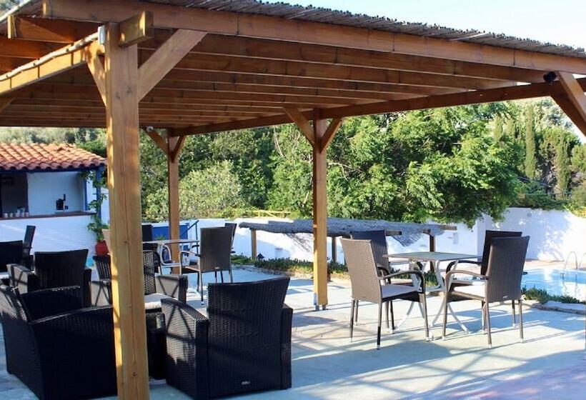 Отель Sariza Spring