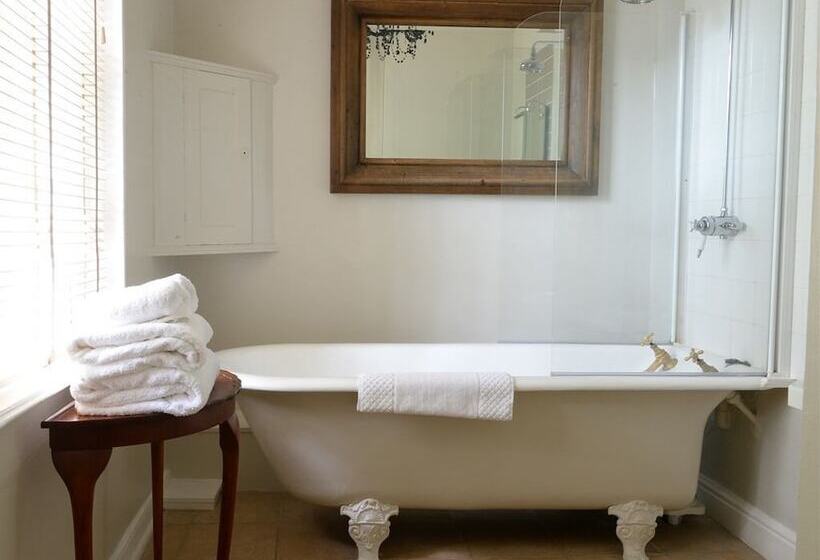 ホテル Satis House