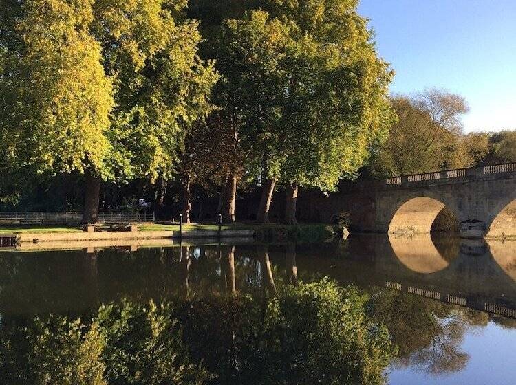 酒店 Shillingford Bridge