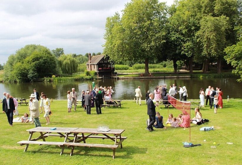 酒店 Shillingford Bridge