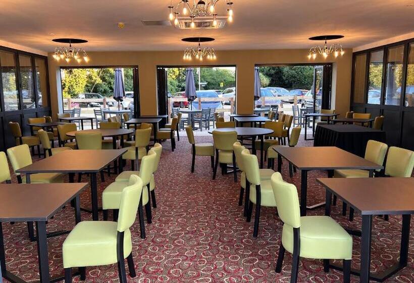 בית מלון כפרי South Lawn