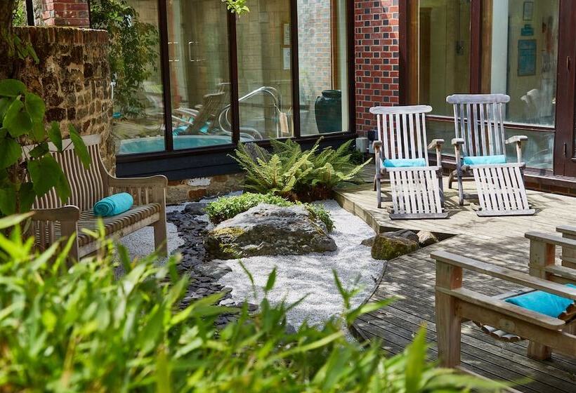 Spread Eagle Hotel And Spa