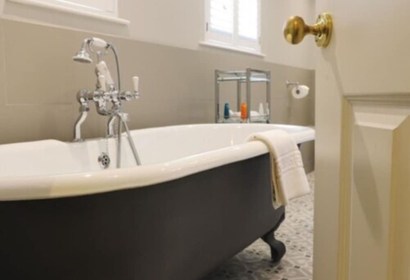 Spread Eagle Hotel And Spa