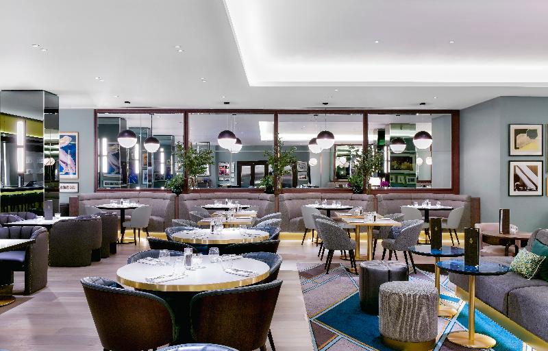 ホテル Strand Palace