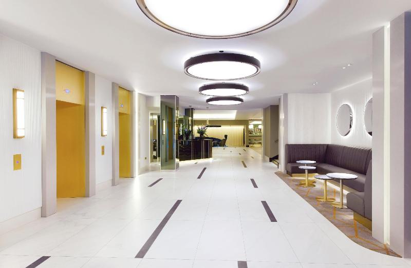 هتل Strand Palace