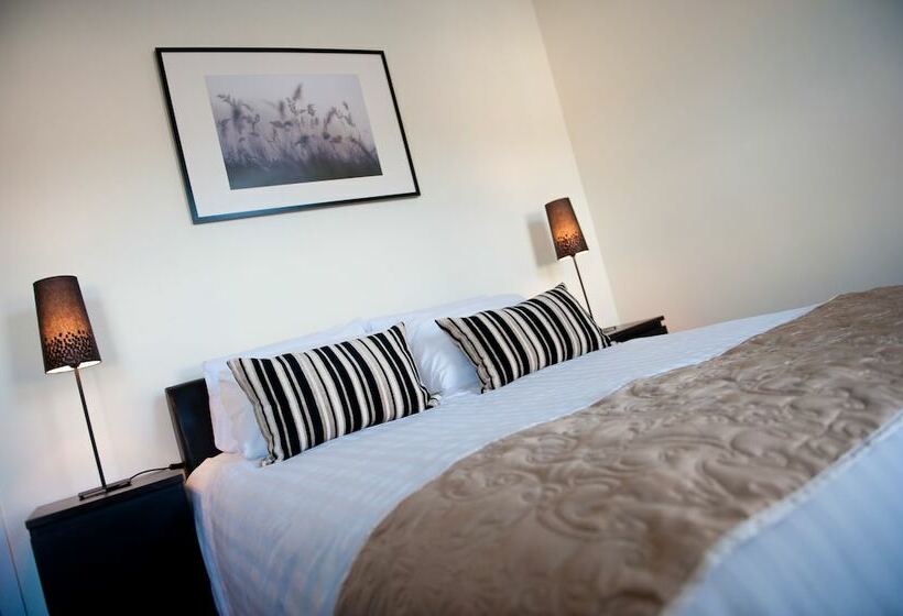 호텔 Strangford Arms