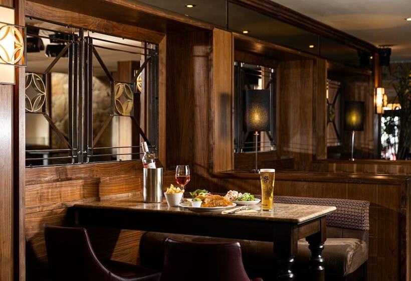 호텔 Strangford Arms