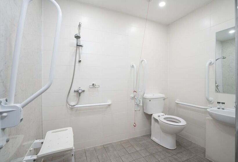 호텔 Strangford Arms