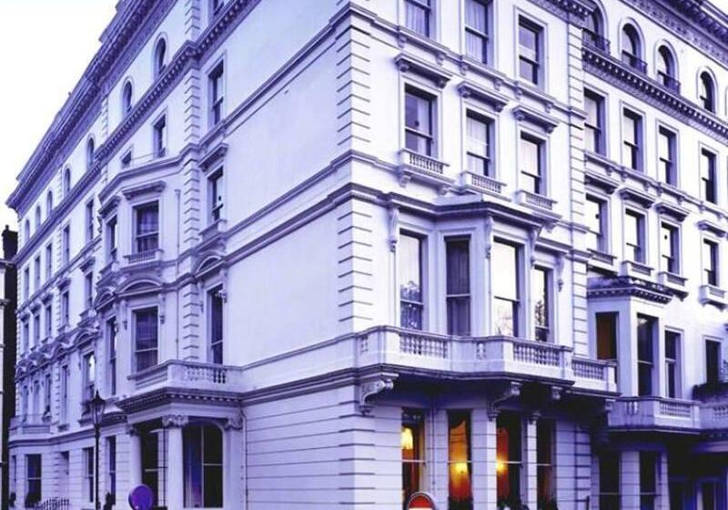 Отель Gem Strathmore