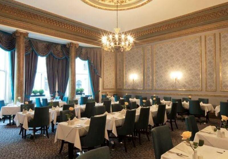 Отель Gem Strathmore