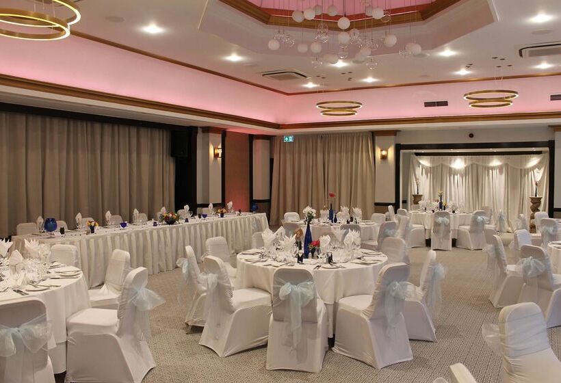 Swindon Blunsdon House Hotel, Bw Premier Collection