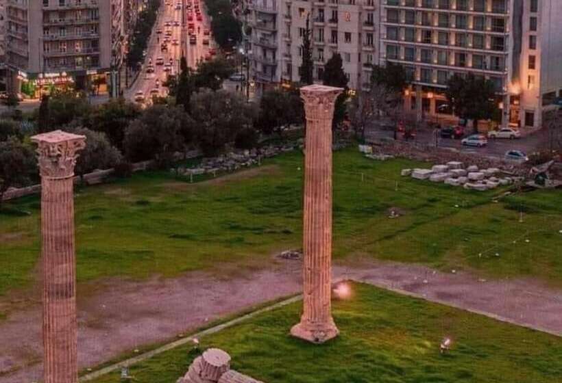 ホテル The Athens Gate