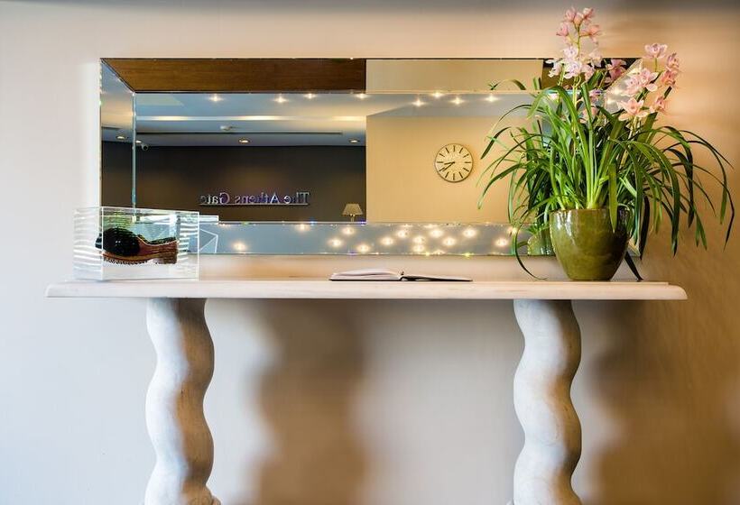 ホテル The Athens Gate