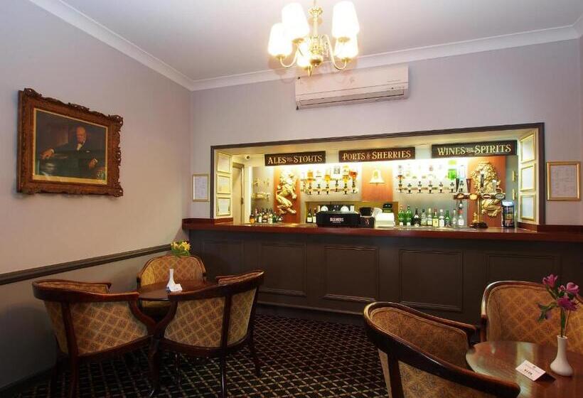 Отель The Chatsworth