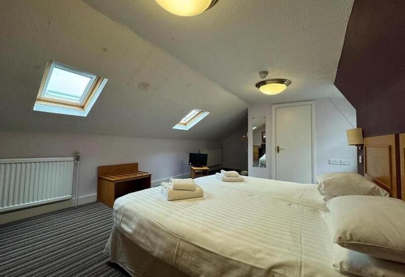 Отель The Chatsworth