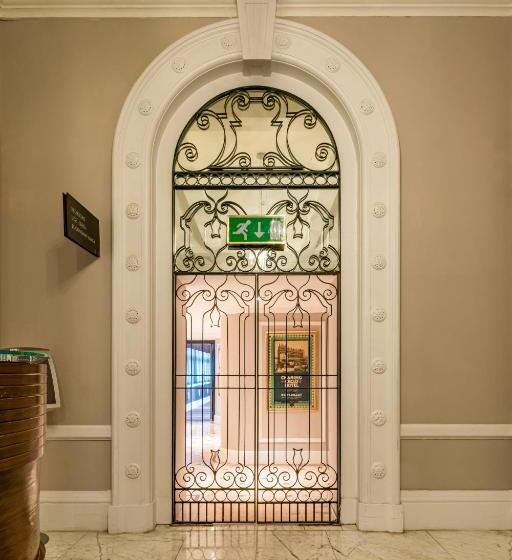 هتل The Clermont London, Charing Cross