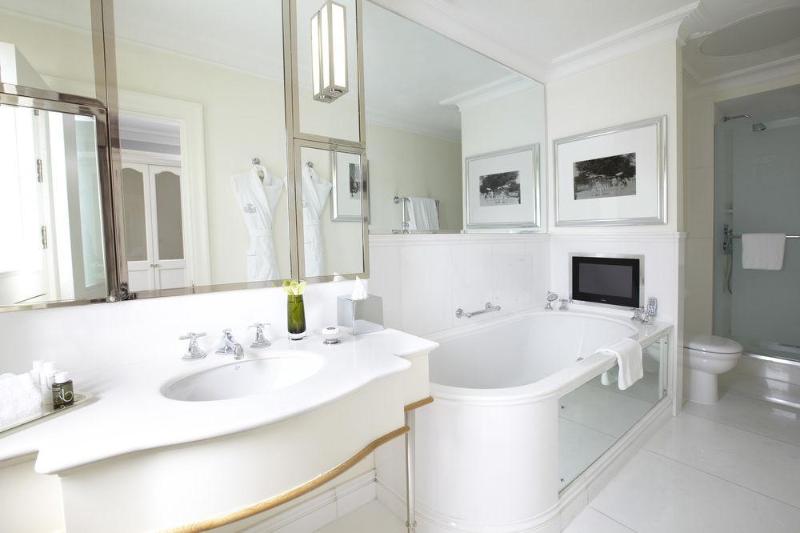 The Connaught, Maybourne Hotel Collection