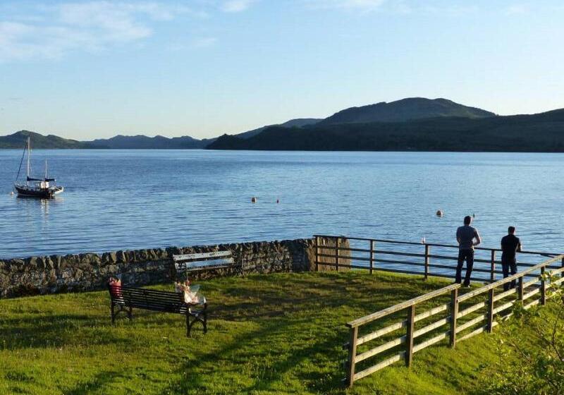 בית מלון כפרי The Creggans Inn