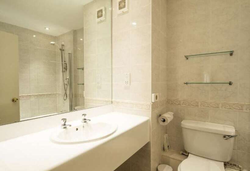 호텔 The Devil S Punchbowl