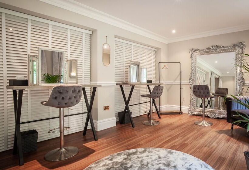 فندق The Dower House