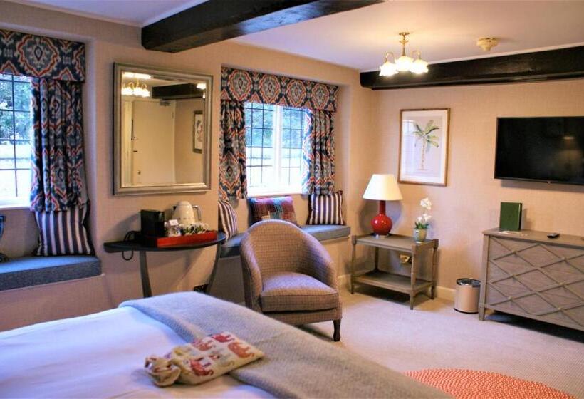 בית מלון כפרי The Eastbury & Spa