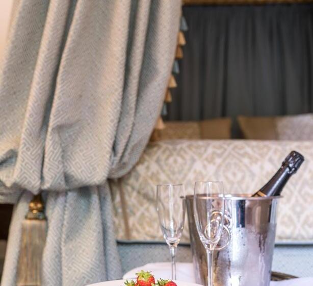 בית מלון כפרי The Eastbury & Spa