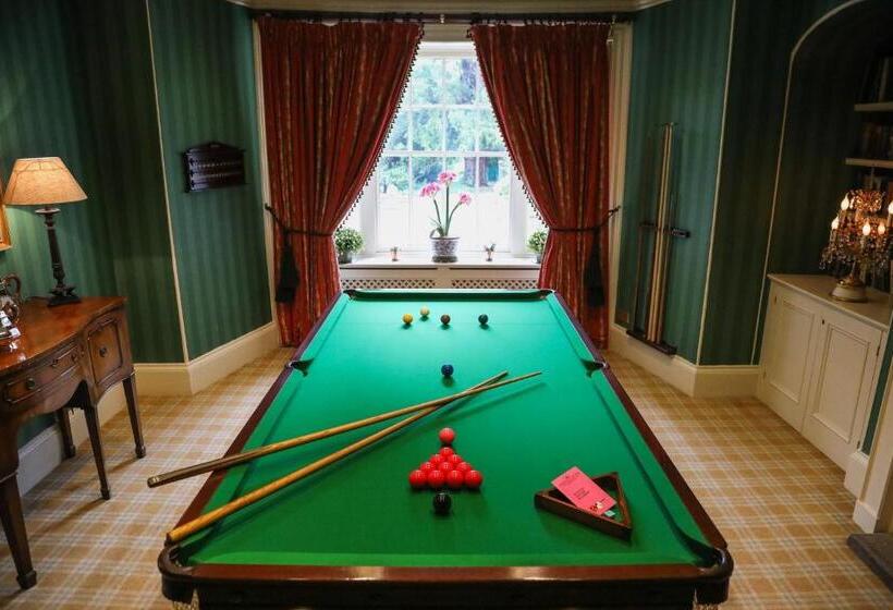 בית מלון כפרי The Eastbury & Spa