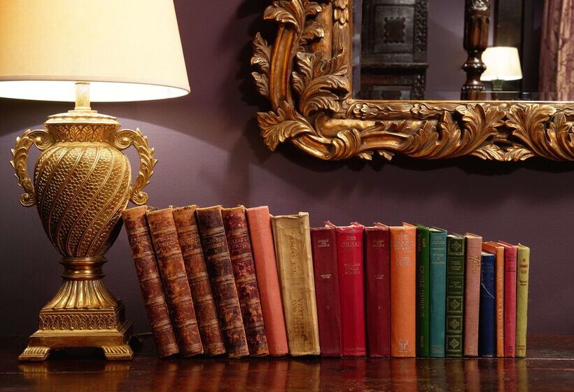 The Gore London   Starhotels Collezione