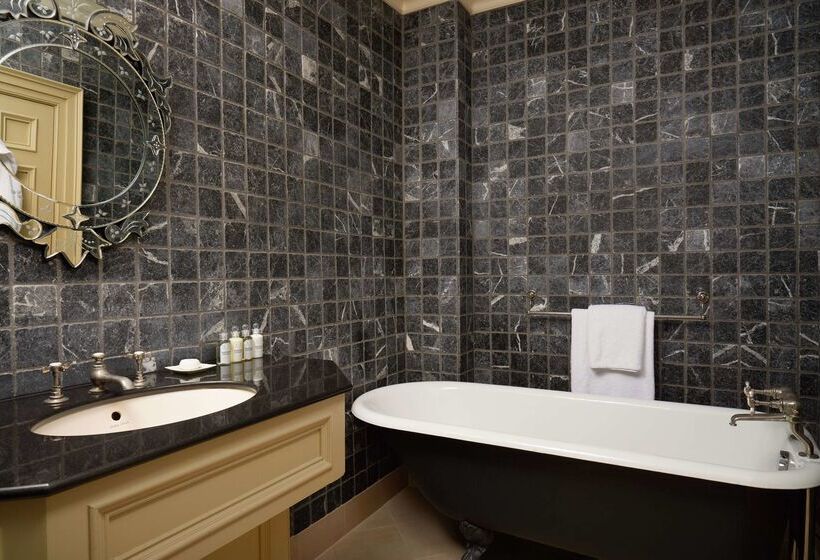 The Gore London   Starhotels Collezione