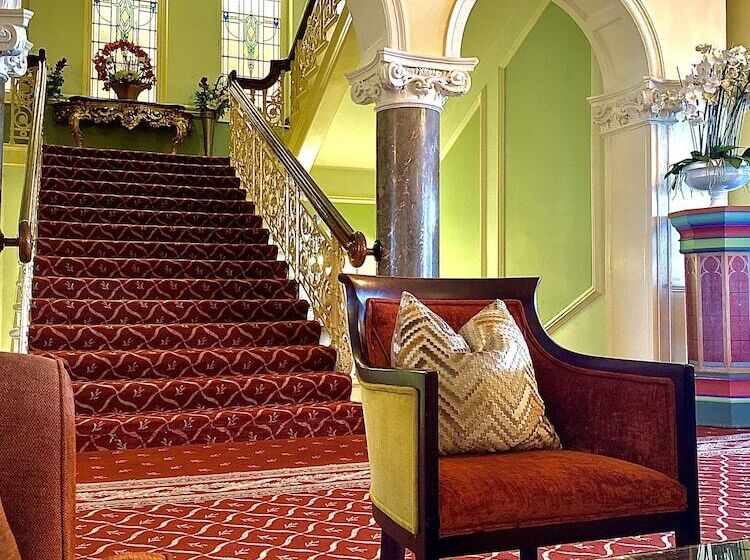 The Headland Hotel And Spa