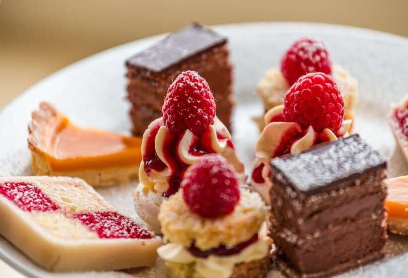 هتل The Imperial Torquay