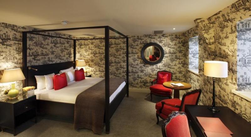 هتل The Kensington