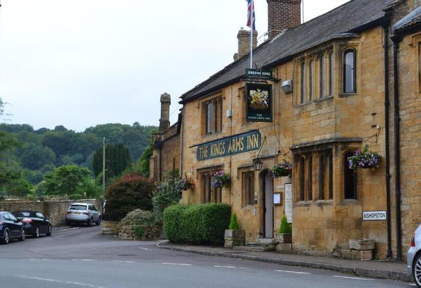 فندق The Kings Arms Inn